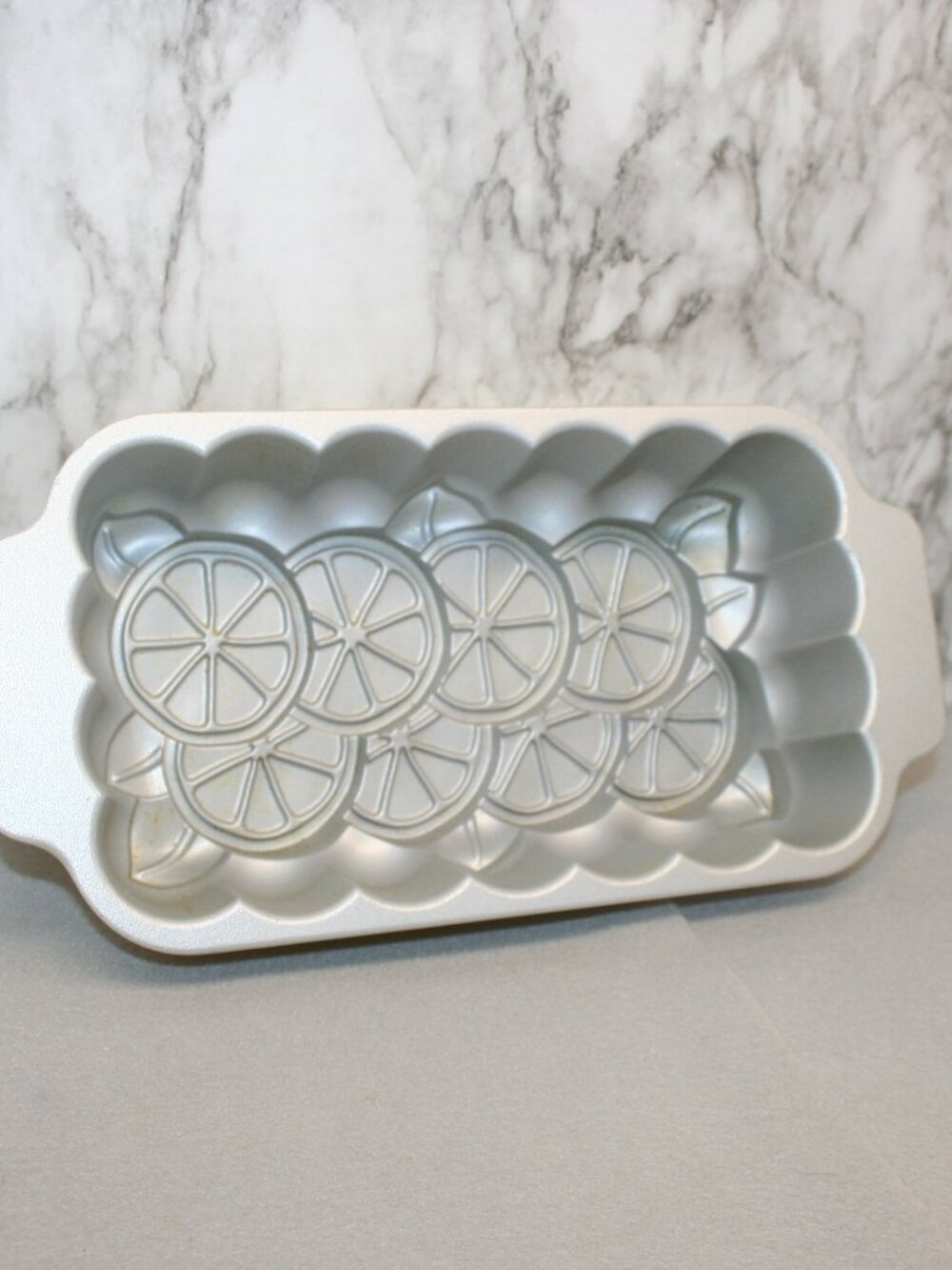 Nordic Ware Yellow Citrus Lemons Cast Aluminum Loaf Pan